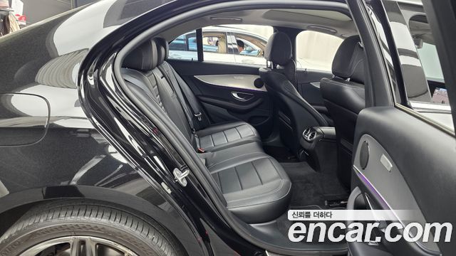 Mercedes-Benz E-Class E350d