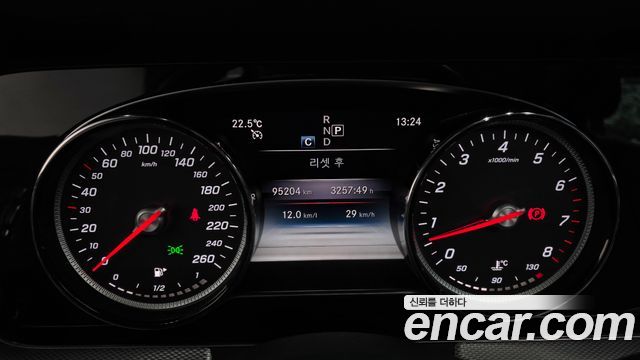Mercedes-Benz E-Class E300 Avantgarde