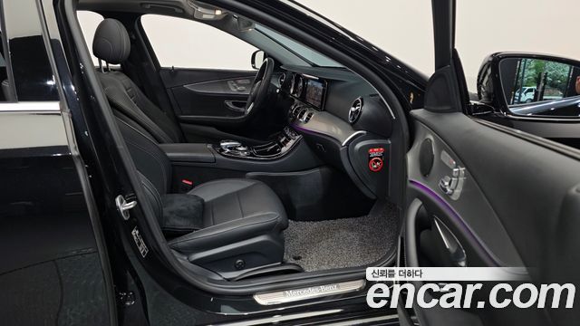 Mercedes-Benz E-Class E300 Avantgarde