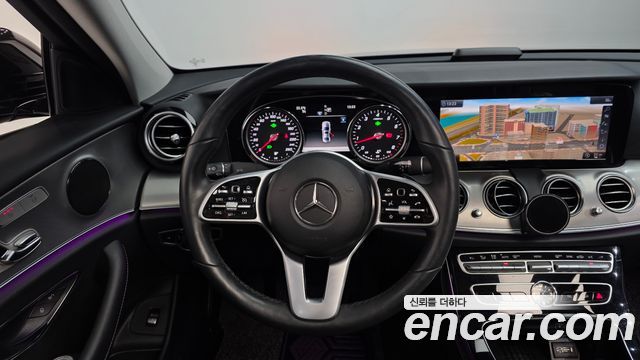 Mercedes-Benz E-Class E300 Avantgarde