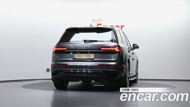 Audi Q7 55 TFSI Quattro Premium