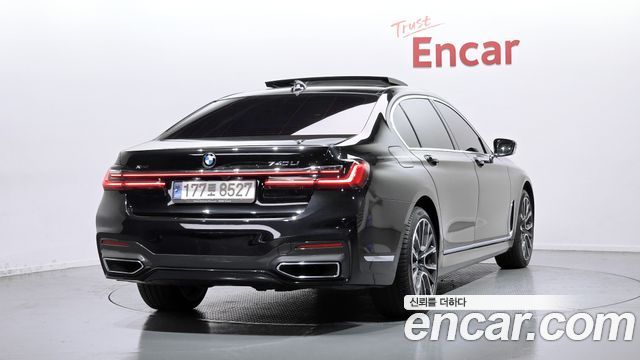 BMW 7-Series 740Li xDrive M Sport Package