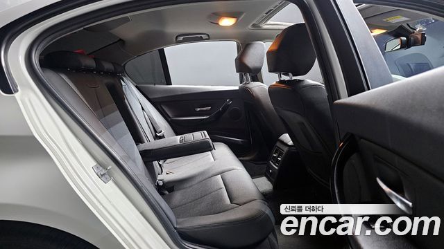 BMW 3-Series 320d