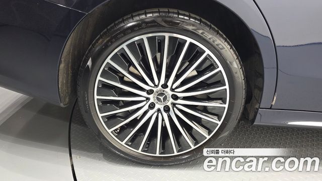 Mercedes-Benz E-Class E450 4MATIC