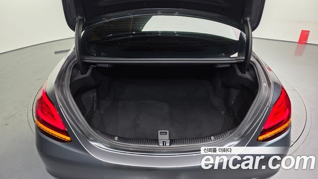 Mercedes-Benz C-Class C220 d 4MATIC Exclusive