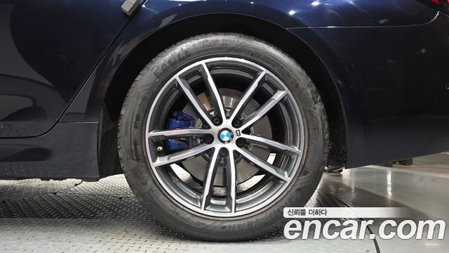 BMW 5-Series 520i M Sport