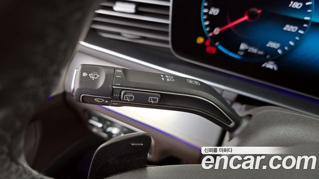 Mercedes-Benz GLE-Class GLE300d 4MATIC