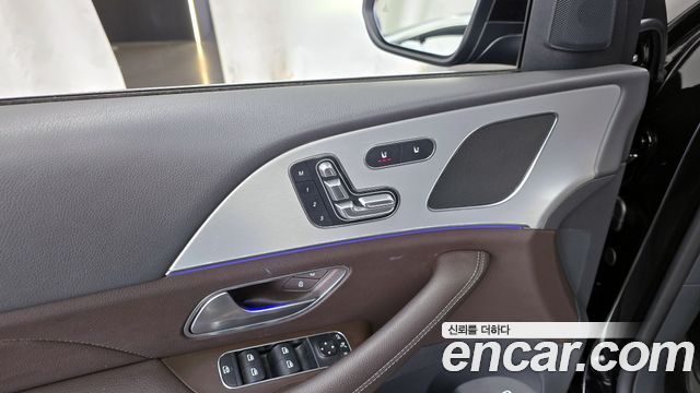 Mercedes-Benz GLE-Class GLE300d 4MATIC