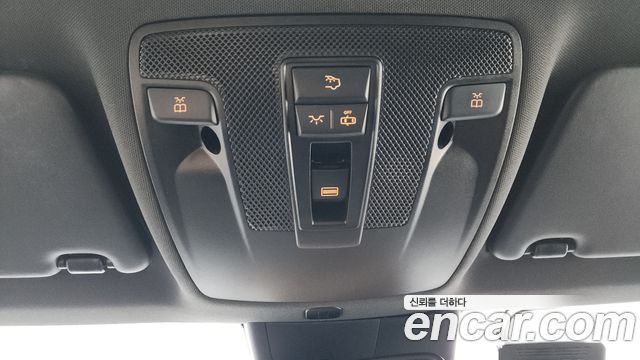 Mercedes-Benz CLA-Class CLA250 4MATIC AMG Line