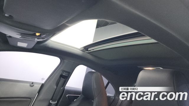Mercedes-Benz CLA-Class CLA250 4MATIC AMG Line
