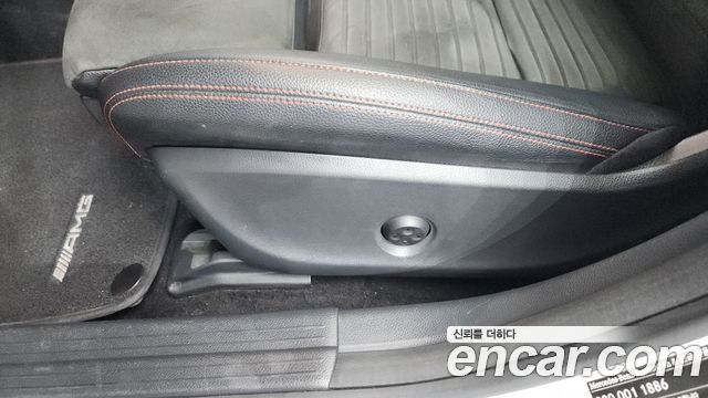 Mercedes-Benz CLA-Class CLA250 4MATIC AMG Line