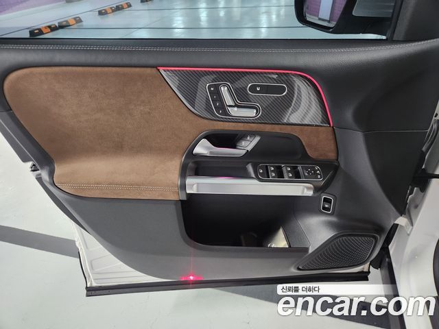 Mercedes-Benz GLB-Class AMG GLB35 4MATIC