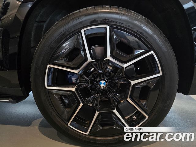 BMW XM 4.4