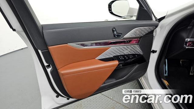 BMW 7-Series 750e xDrive M Sport