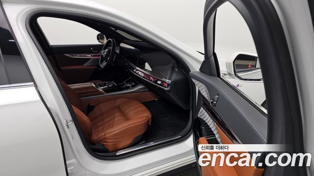 BMW 7-Series 750e xDrive M Sport