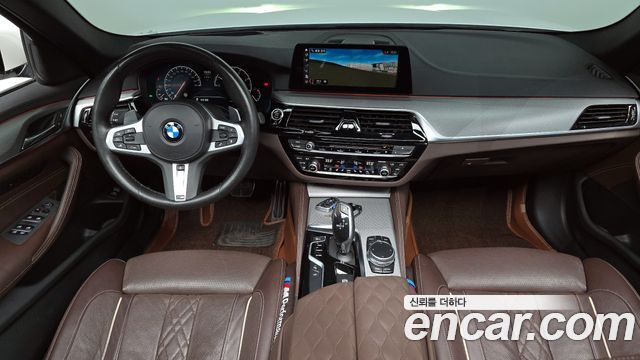 BMW 5-Series 520d xDrive M Sport Package Plus