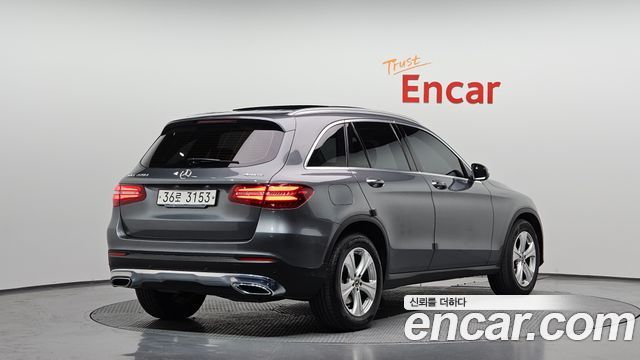 Mercedes-Benz GLC-Class GLC220 d 4MATIC