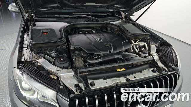 Mercedes-Benz GLC-Class GLC220 d 4MATIC