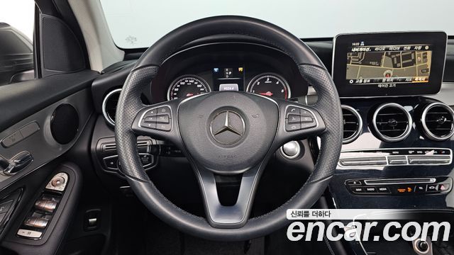 Mercedes-Benz GLC-Class GLC220 d 4MATIC