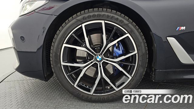 BMW 5-Series 530i M Sport Package