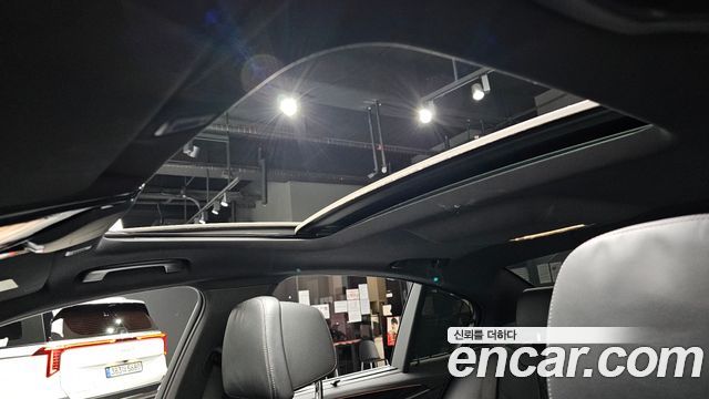 BMW 5-Series 530i M Sport Package