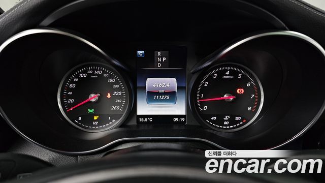 Mercedes-Benz GLC-Class GLC300 4MATIC AMG Line