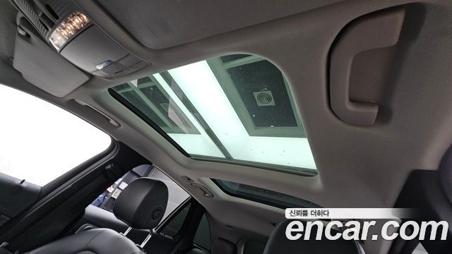 Mercedes-Benz GLC-Class GLC300 4MATIC AMG Line
