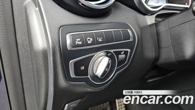 Mercedes-Benz GLC-Class GLC300 4MATIC AMG Line