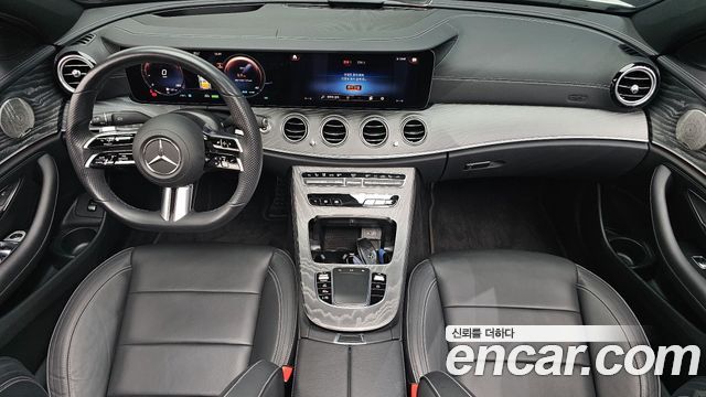 Mercedes-Benz E-Class E350 4MATIC AMG Line