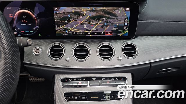 Mercedes-Benz E-Class E350 4MATIC AMG Line
