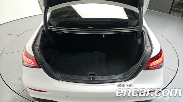 Mercedes-Benz E-Class E350 4MATIC AMG Line