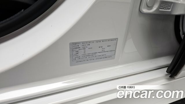 Mercedes-Benz E-Class E350 4MATIC AMG Line