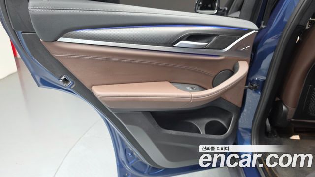 BMW X4 xDrive20i M Sports X Onlile Exclusive Edition