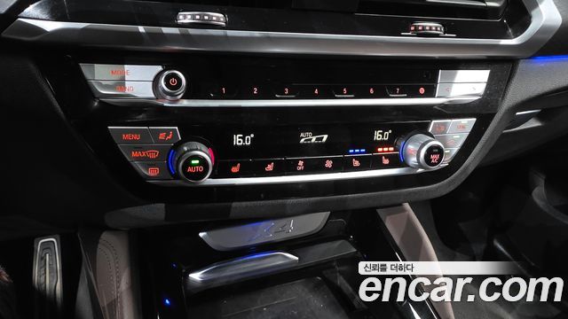 BMW X4 xDrive20i M Sports X Onlile Exclusive Edition