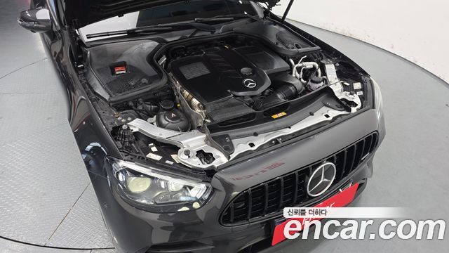 Mercedes-Benz E-Class E300d 4MATIC Coupe