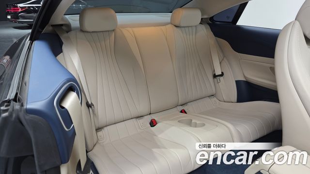 Mercedes-Benz E-Class E300d 4MATIC Coupe