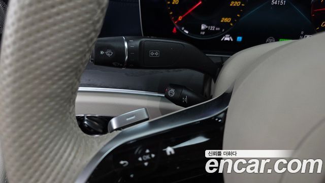 Mercedes-Benz E-Class E300d 4MATIC Coupe