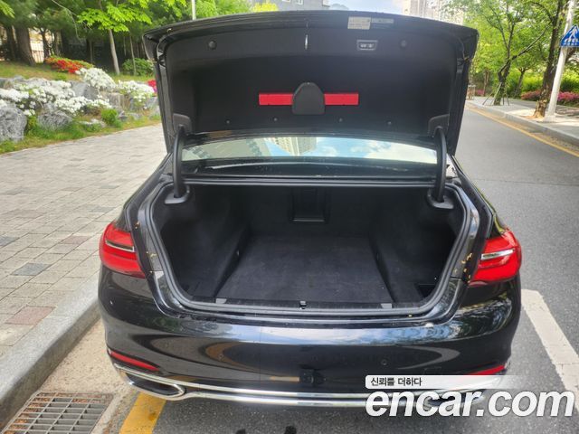 BMW 7-Series 730Ld xDrive