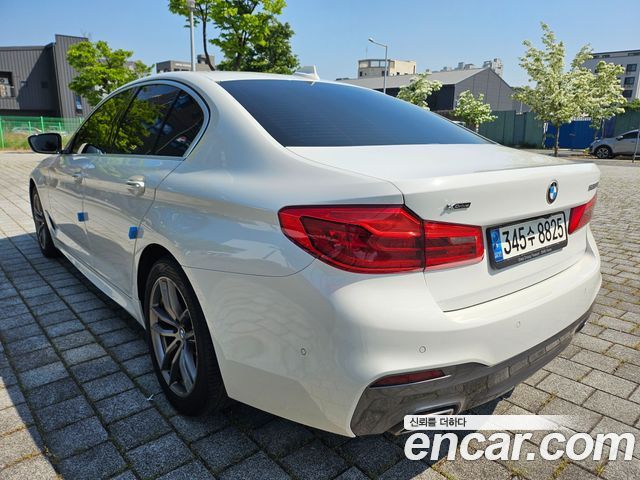 BMW 5-Series 520d M Sport package