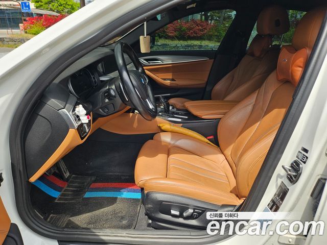 BMW 5-Series 520d M Sport package