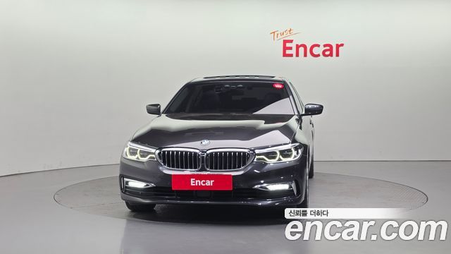 BMW 5-Series 520d Luxury Special Edition