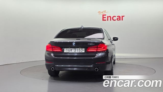 BMW 5-Series 520d Luxury Special Edition