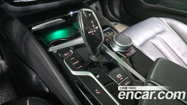 BMW 5-Series 520d Luxury Special Edition