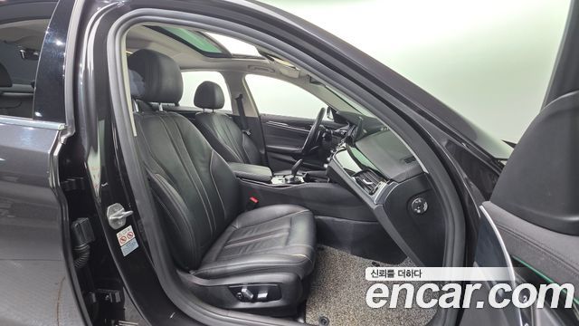 BMW 5-Series 520d Luxury Special Edition