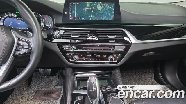 BMW 5-Series 520d Luxury Special Edition