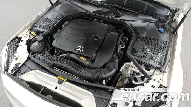 Mercedes-Benz C-Class C200