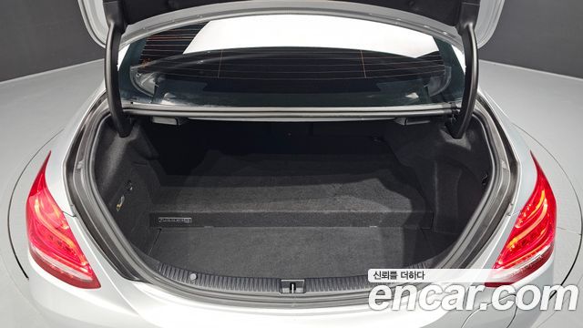 Mercedes-Benz C-Class C350e