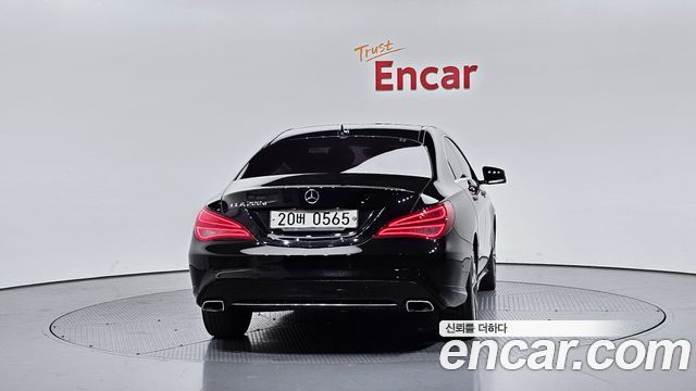 Mercedes-Benz CLA-Class CLA200 d