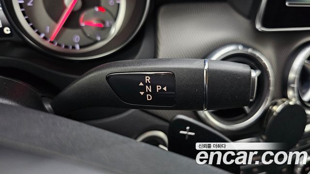 Mercedes-Benz CLA-Class CLA200 d