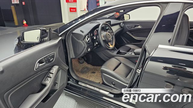 Mercedes-Benz CLA-Class CLA200 d